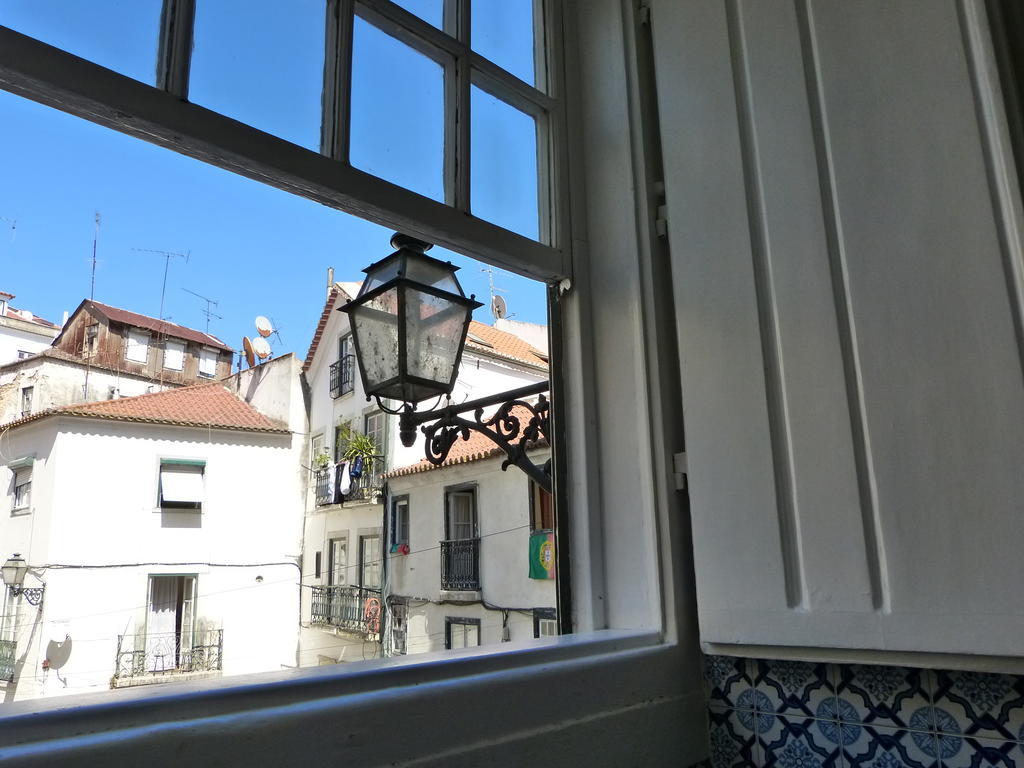 Bairrus Lisbon Apartments - Alfama Экстерьер фото